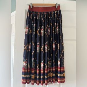 Women midi length printed skirt